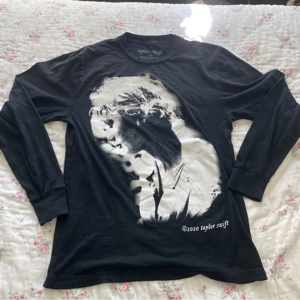 taylor swift folklore tee